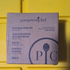 Pampered Chef Brown Sugar Keeper Box